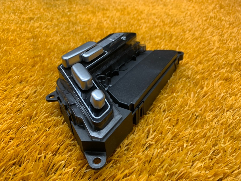 блок управления сиденьем, 2500 рублей, Красноярск