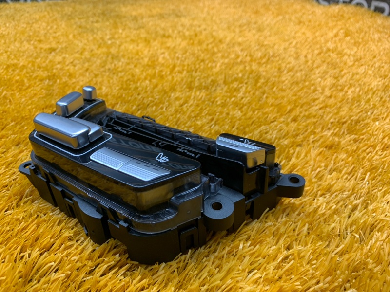 блок управления сиденьем, 2000 рублей, Красноярск