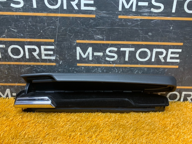 Подлокотник двери, 990 рублей, Красноярск