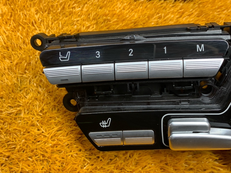 блок управления сиденьем, 2000 рублей, Красноярск