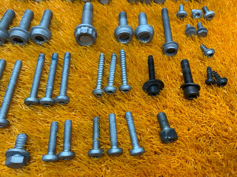 Болты и гайки ДВС, 830 рублей, Красноярск