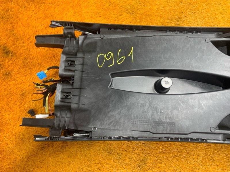 подлокотник, 5760 рублей, Красноярск