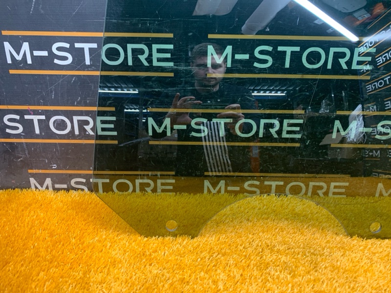 Стекло боковое, 850 рублей, Красноярск