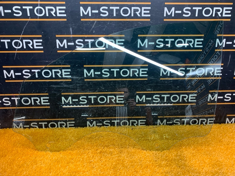 Стекло боковое, 1300 рублей, Красноярск