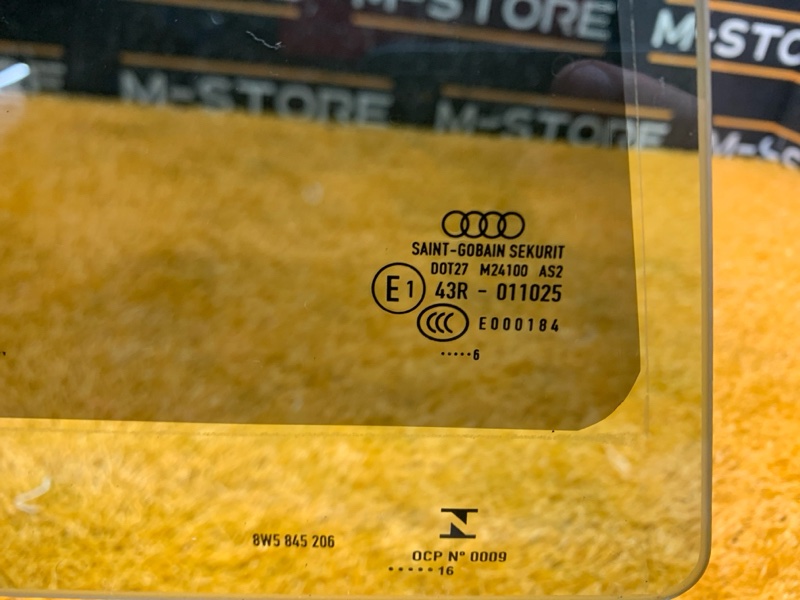 Стекло боковое, 3800 рублей, Красноярск