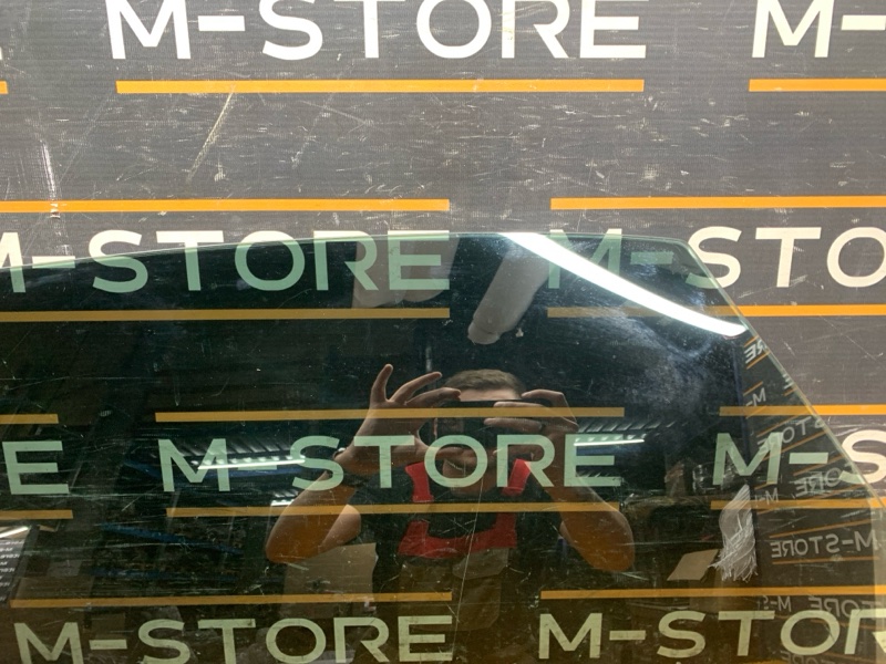 Стекло боковое, 3330 рублей, Красноярск