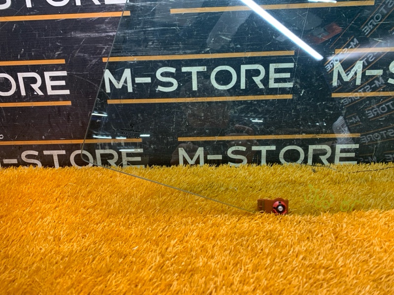 Стекло боковое, 300 рублей, Красноярск