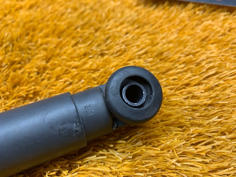 амортизатор багажника, 700 рублей, Красноярск