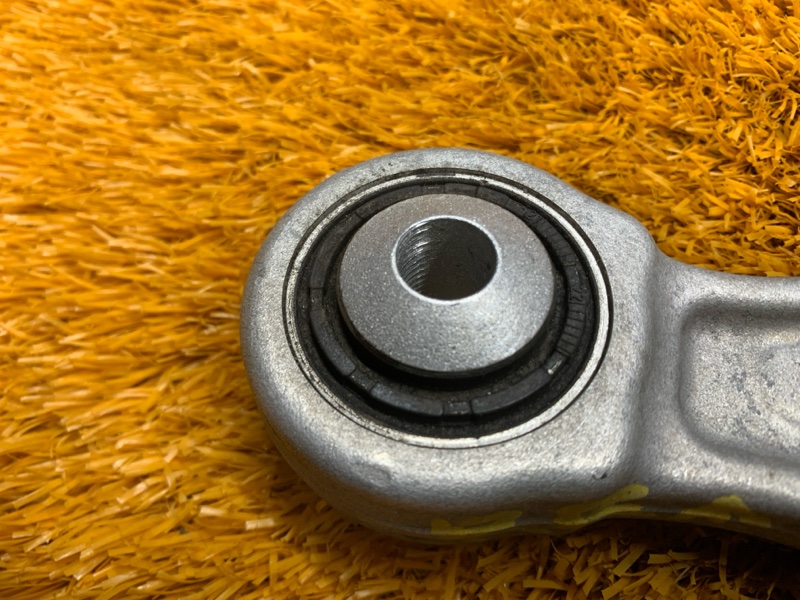 Рычаг подвески верхний, 2200 рублей, Красноярск