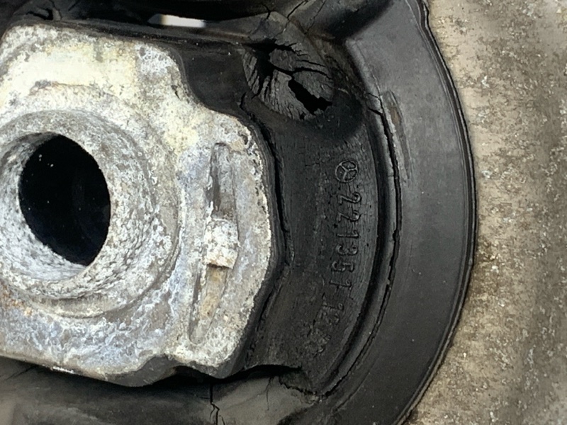 Балка поперечная (подрамник), 1700 рублей, Красноярск