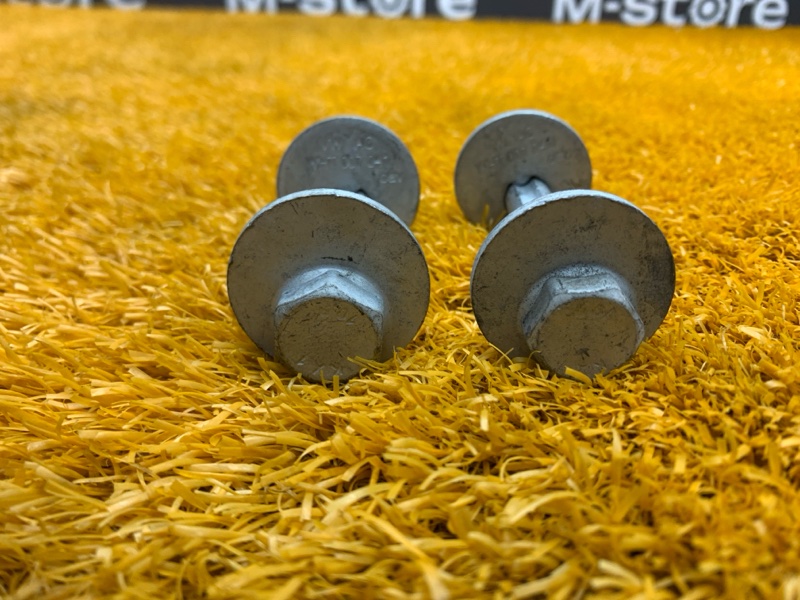 Болт развальный, 1000 рублей, Красноярск