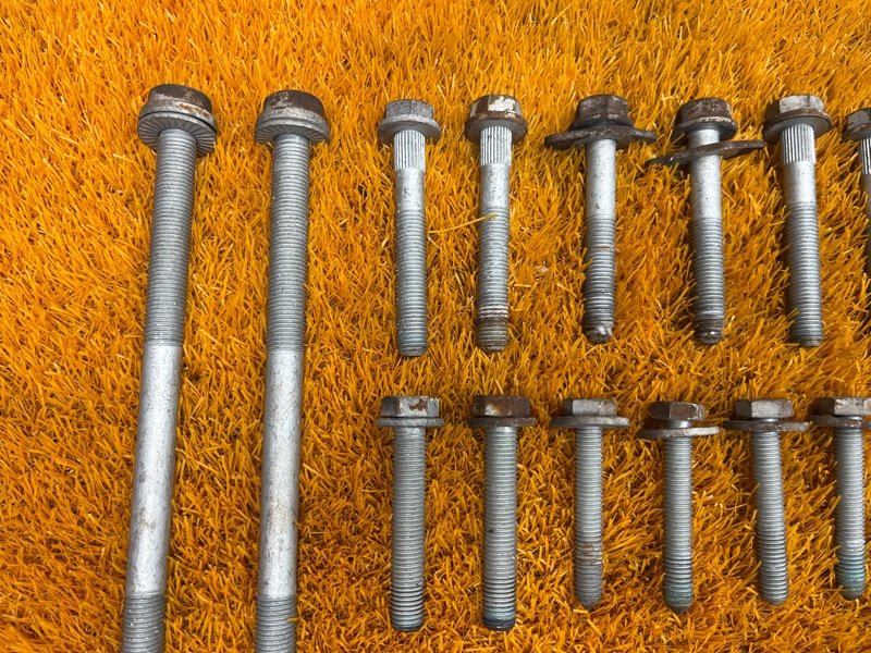 Болты и гайки задней подвески, 700 рублей, Красноярск