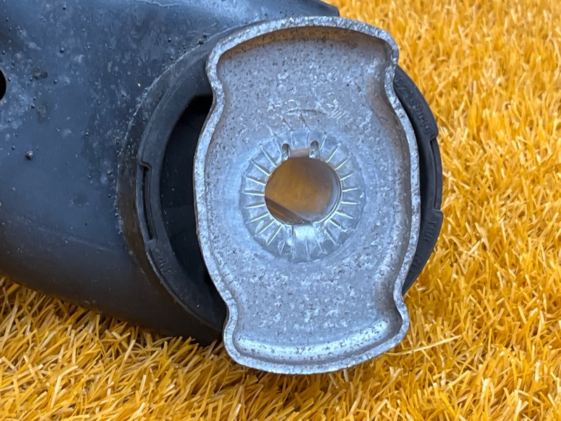 Балка поперечная (подрамник), 1850 рублей, Красноярск