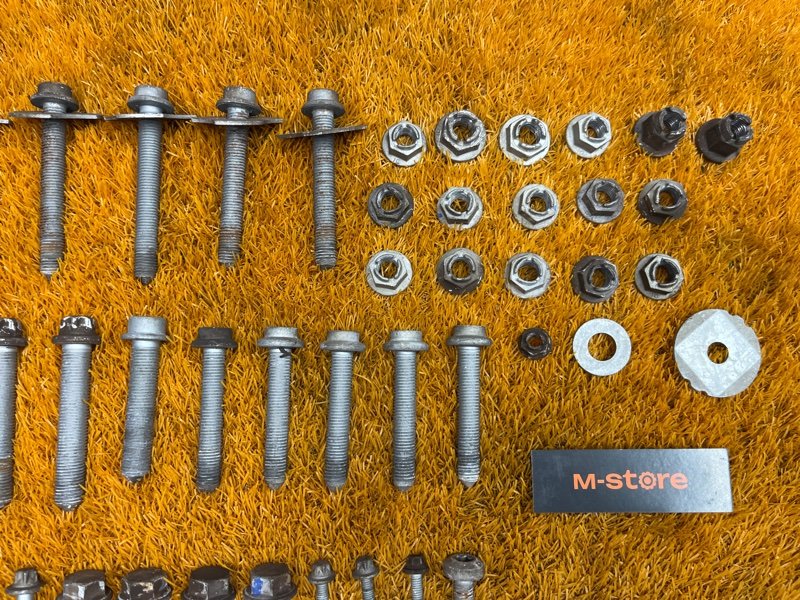 Болты и гайки задней подвески, 750 рублей, Красноярск