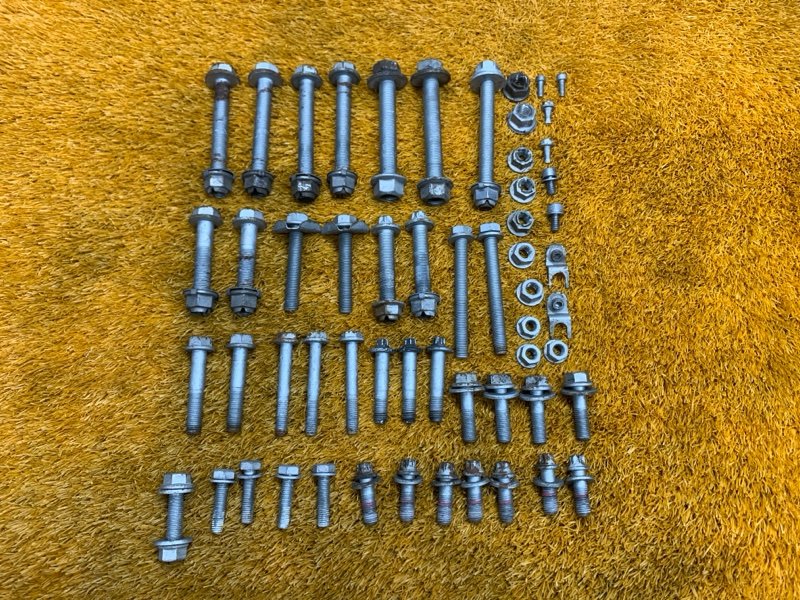 Болты и гайки задней подвески, 830 рублей, Красноярск