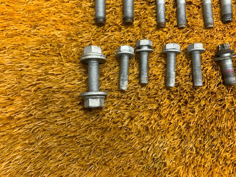 Болты и гайки задней подвески, 830 рублей, Красноярск