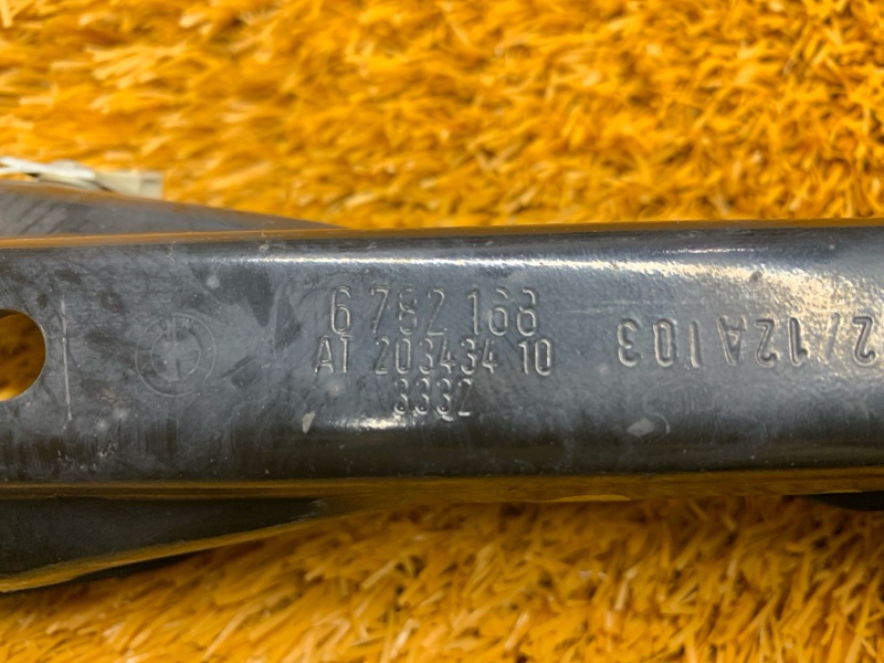 Рычаг подвески верхний, 1000 рублей, Красноярск