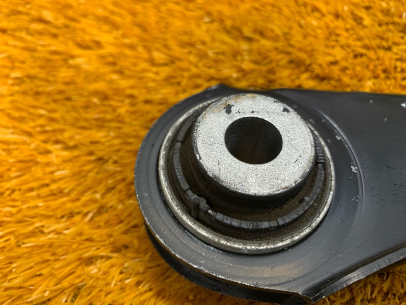 Рычаг подвески верхний, 1000 рублей, Красноярск