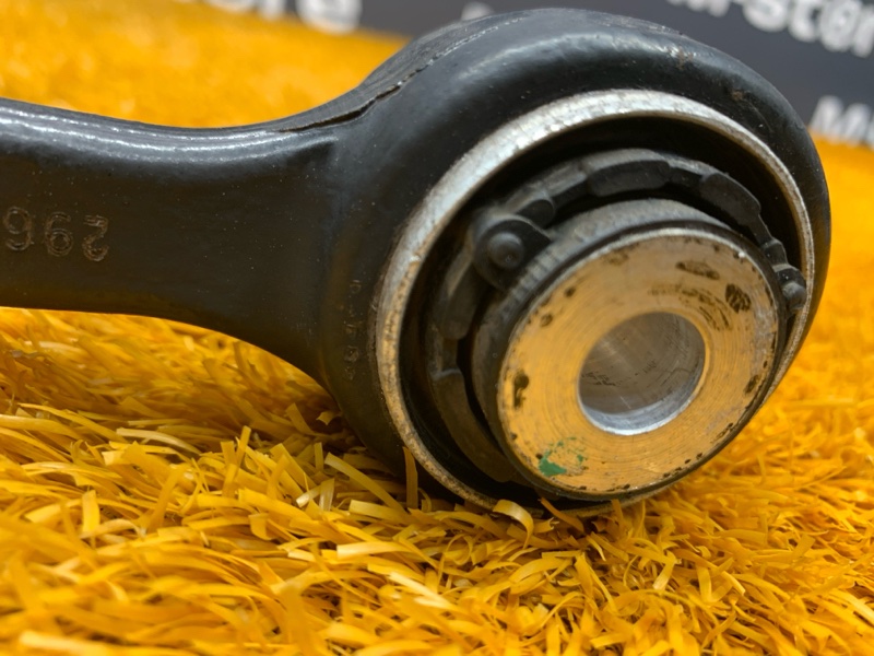 Рычаг подвески верхний, 1000 рублей, Красноярск