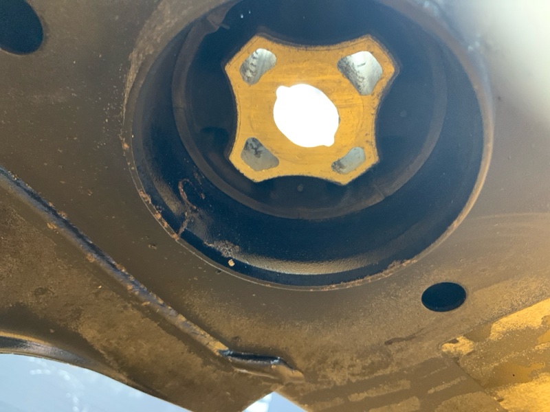 Балка поперечная (подрамник), 2500 рублей, Красноярск