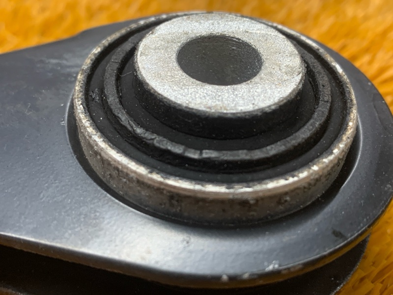 Рычаг подвески верхний, 300 рублей, Красноярск