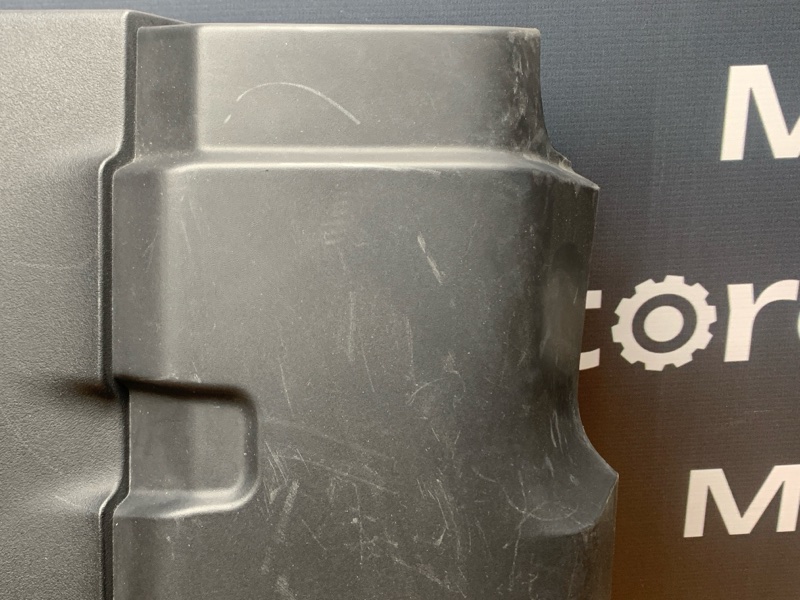 крышка двигателя, 2000 рублей, Красноярск