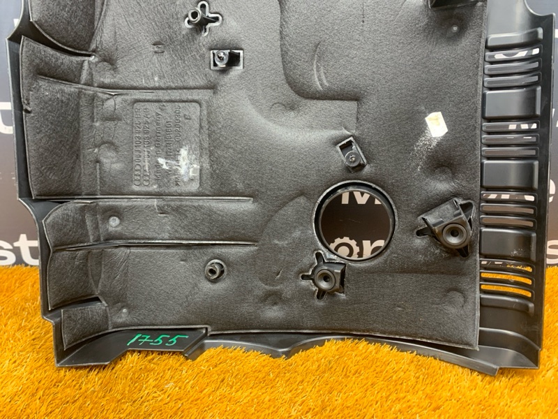 крышка двигателя, 2000 рублей, Красноярск