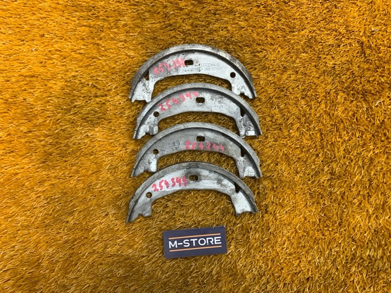 Колодки ручника, 500 рублей, Красноярск