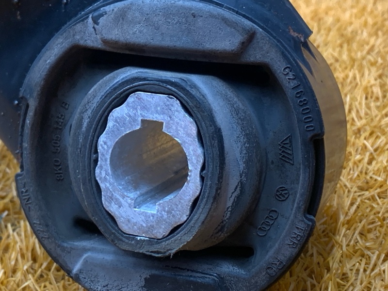 Балка поперечная (подрамник), 1850 рублей, Красноярск