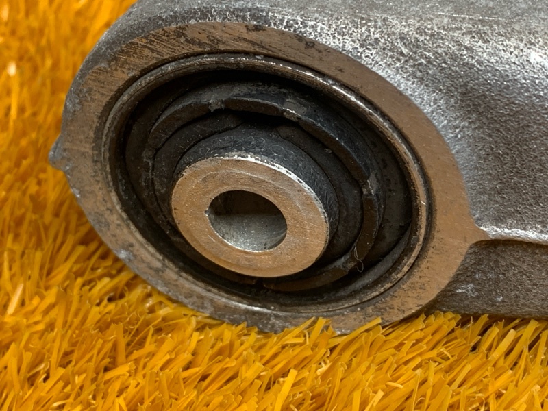 Рычаг подвески нижний, 500 рублей, Красноярск