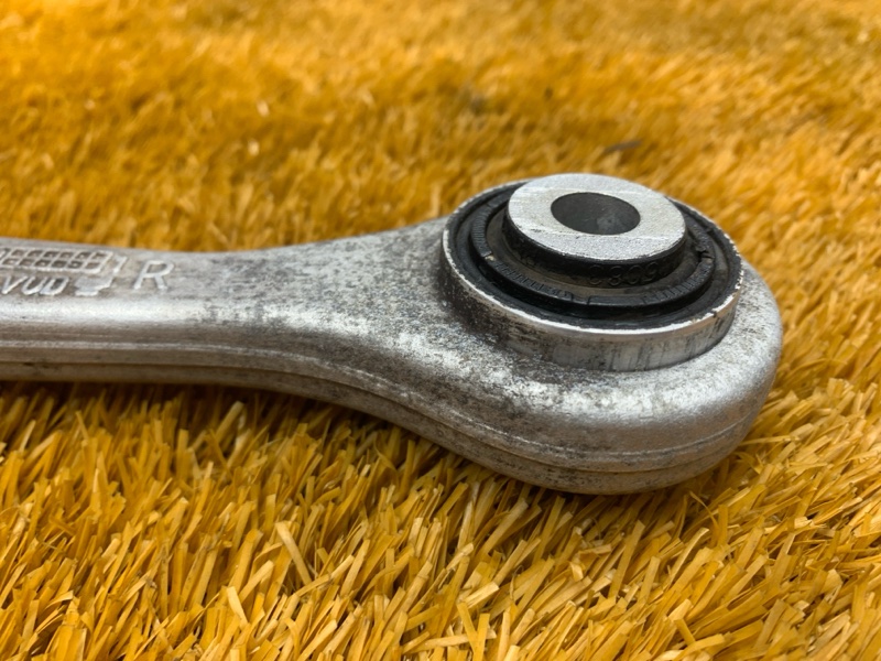 Рычаг подвески верхний, 500 рублей, Красноярск