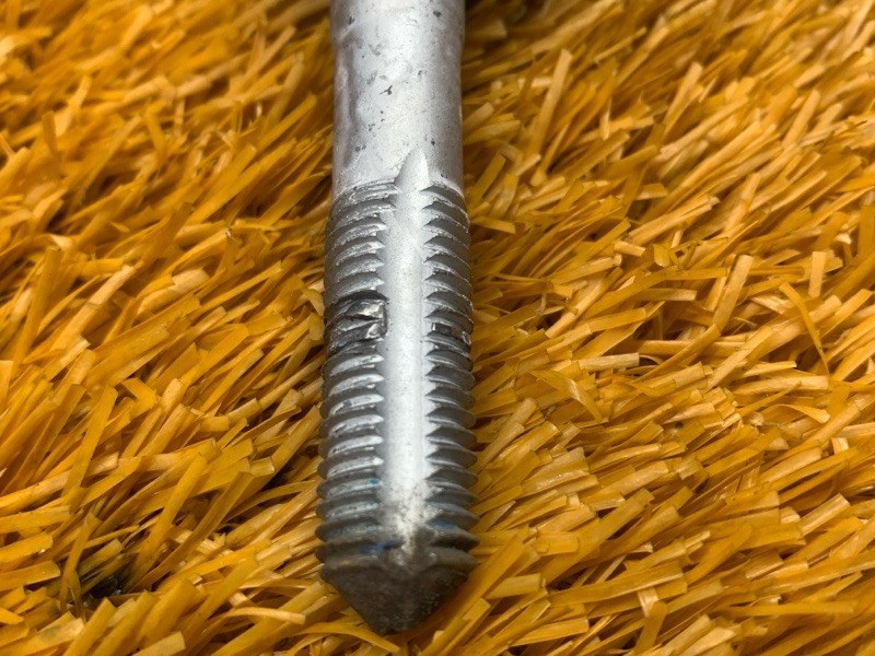 Болт развальный, 600 рублей, Красноярск