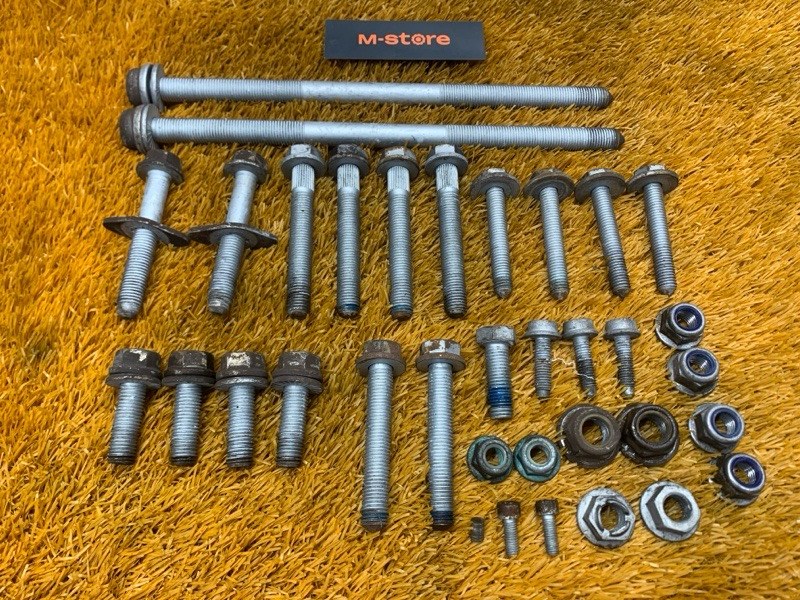 Болты и гайки задней подвески, 700 рублей, Красноярск