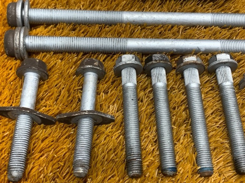 Болты и гайки задней подвески, 700 рублей, Красноярск