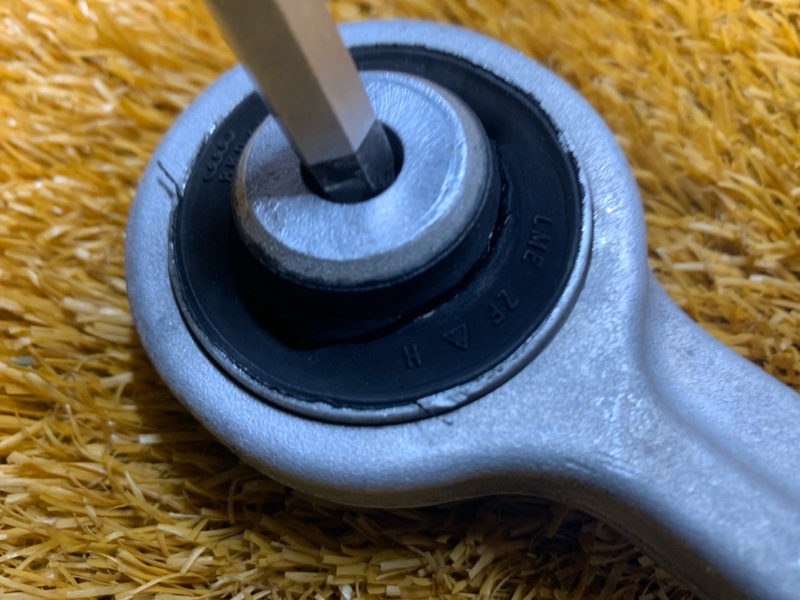 Рычаг подвески верхний, 500 рублей, Красноярск