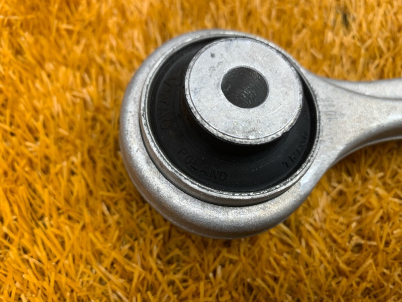 Рычаг подвески верхний, 2880 рублей, Красноярск