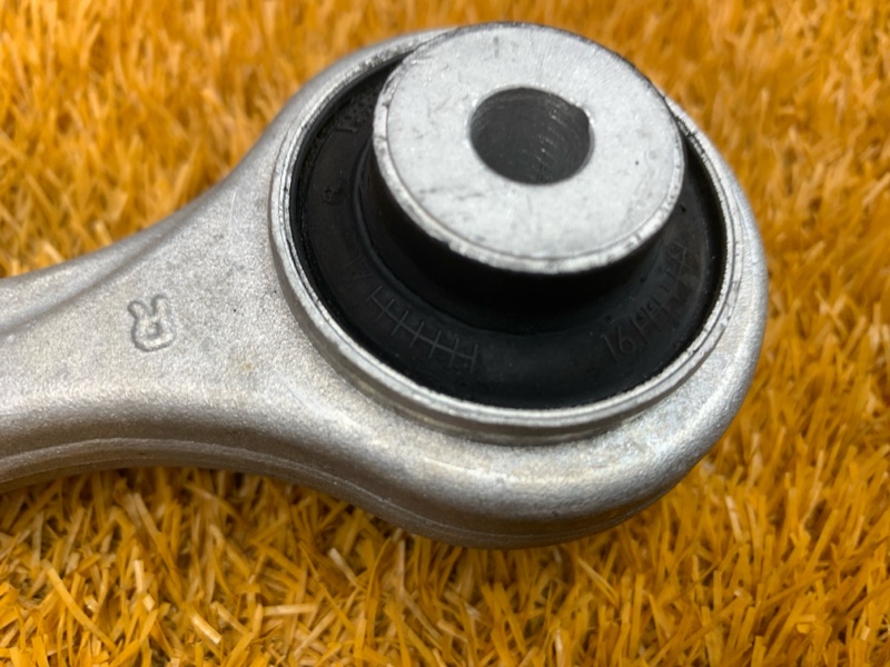 Рычаг подвески верхний, 2880 рублей, Красноярск