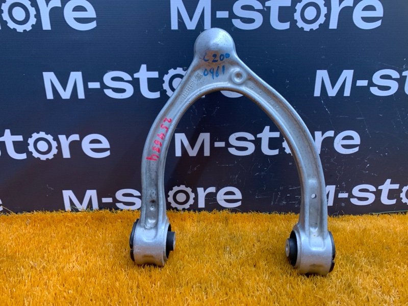 Рычаг подвески верхний, 3990 рублей, Красноярск