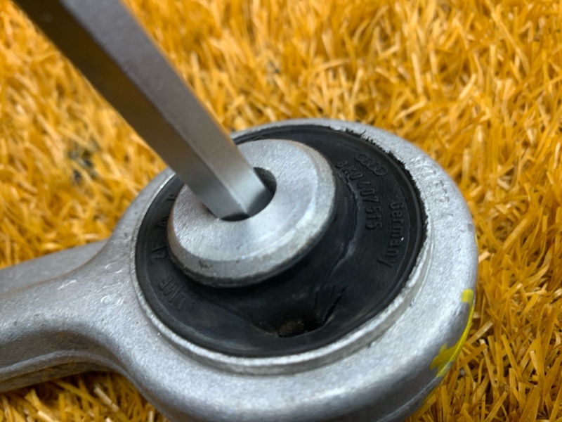 Рычаг подвески верхний, 500 рублей, Красноярск