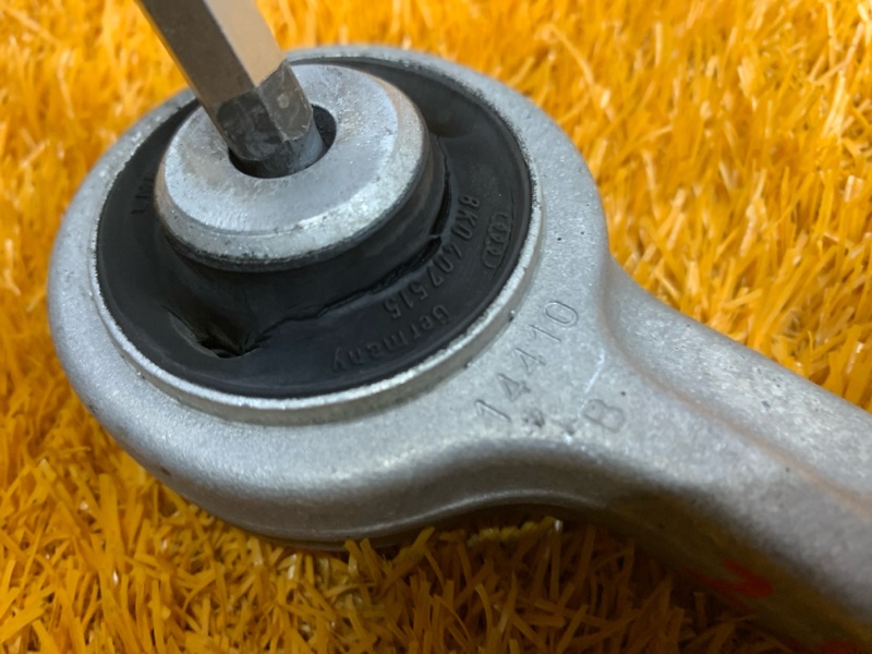 Рычаг подвески верхний, 500 рублей, Красноярск