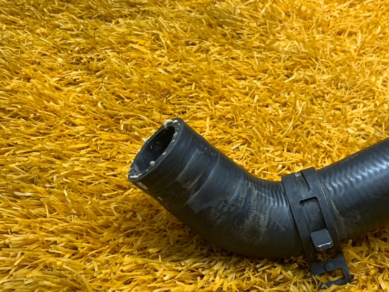 Патрубок системы охлаждения, 1300 рублей, Красноярск