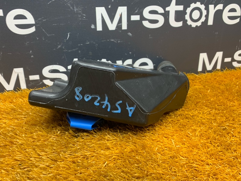 Горловина бачка омывателя, 200 рублей, Красноярск