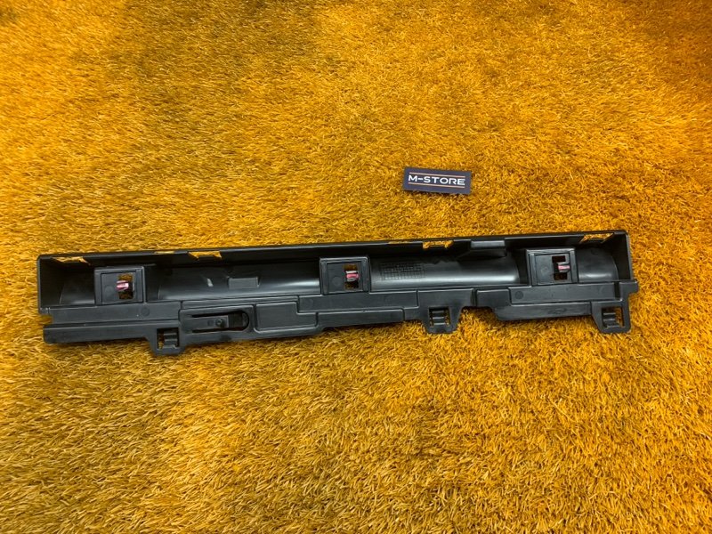 кронштейн порога, 400 рублей, Красноярск