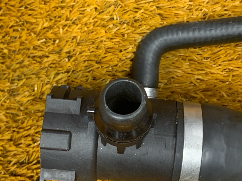 Патрубок радиатора верхний, 2220 рублей, Красноярск