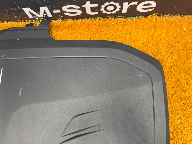 крышка двигателя, 1000 рублей, Красноярск