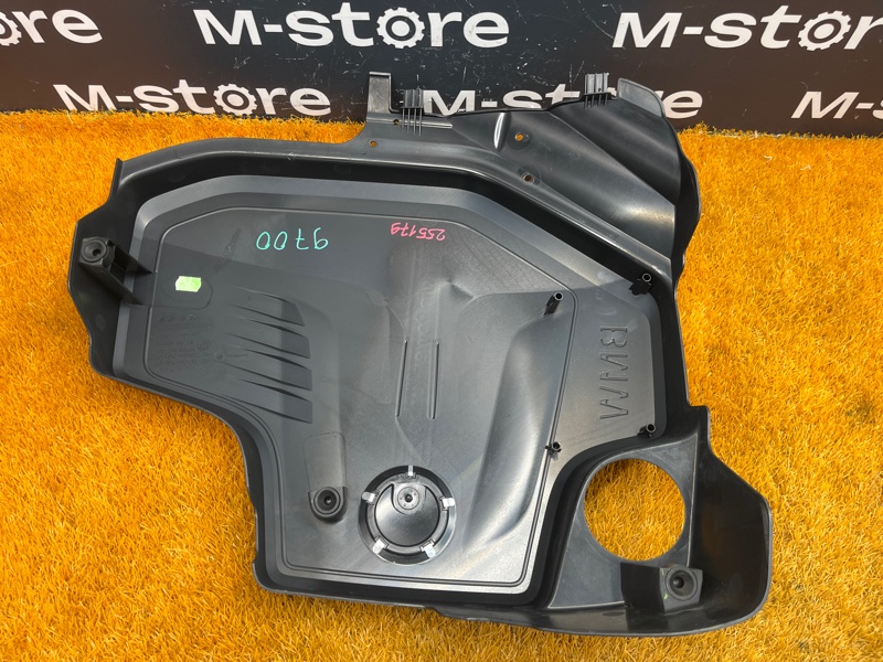 крышка двигателя, 1000 рублей, Красноярск