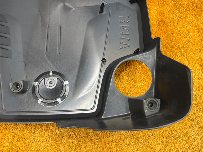 крышка двигателя, 1000 рублей, Красноярск