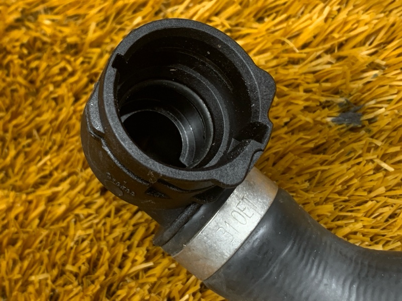 Патрубок системы охлаждения, 1800 рублей, Красноярск