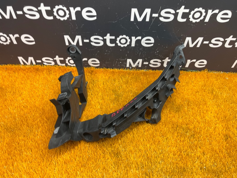 кронштейн фары, 2000 рублей, Красноярск