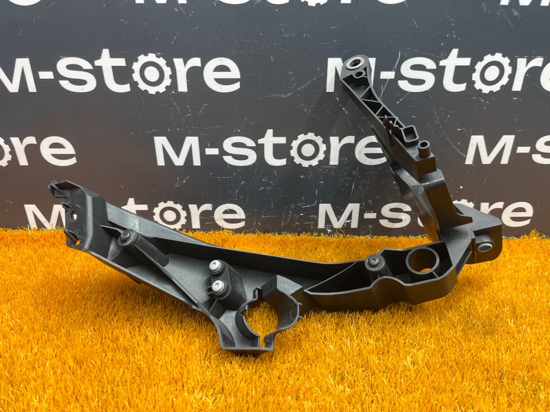 кронштейн фары, 2000 рублей, Красноярск